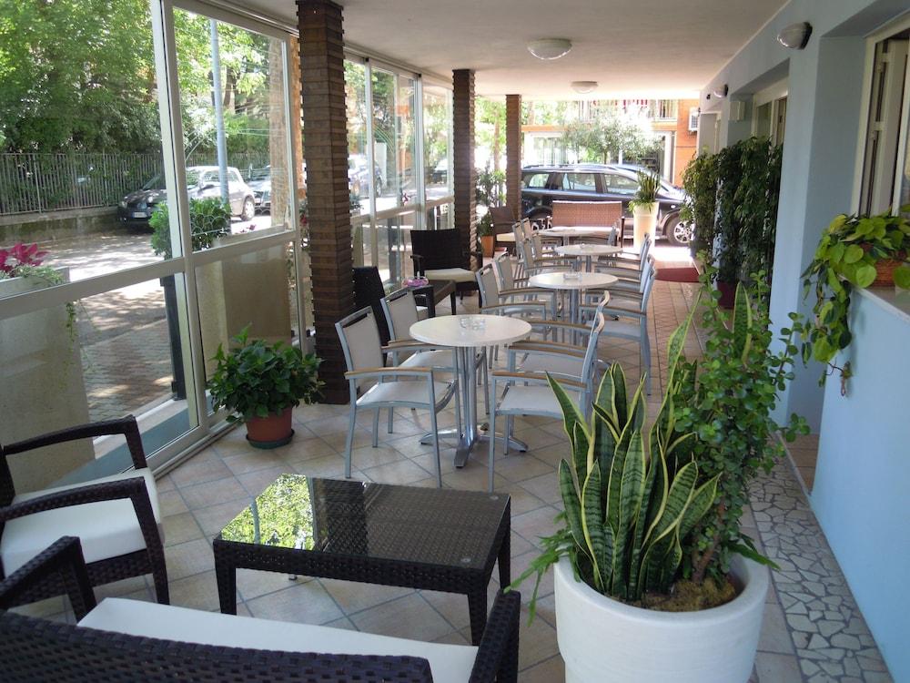 Hotel Solidea Rimini Zewnętrze zdjęcie